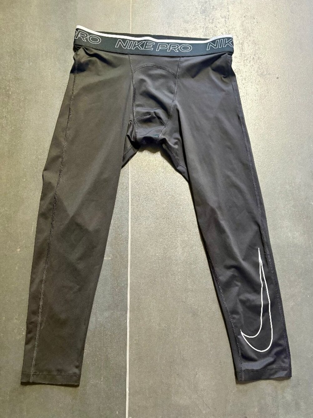 Men's Nike Pro Dri-FIT Men's 3/4 Tights, Medium